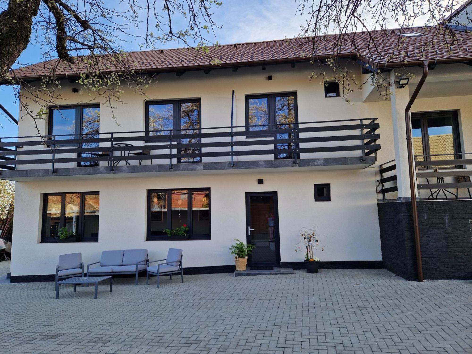 Casa 7 Sate Apartament Săcele Esterno foto